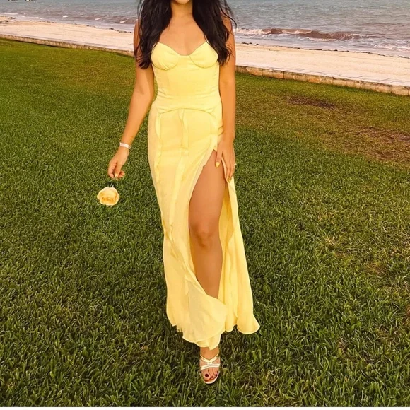 Oh Polly Yellow Corset Dress - Picture 2 of 4